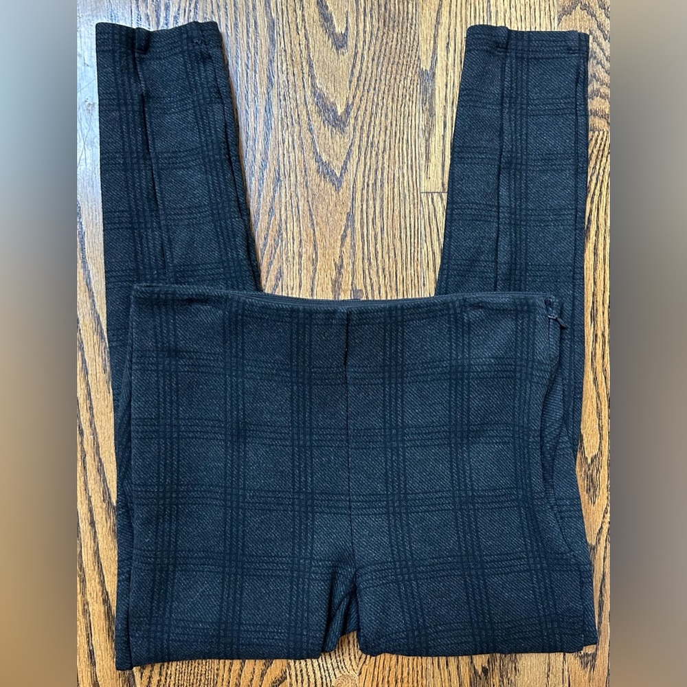 Ann Taylor Grey Pattern Ponte Pant Size 2 Petite